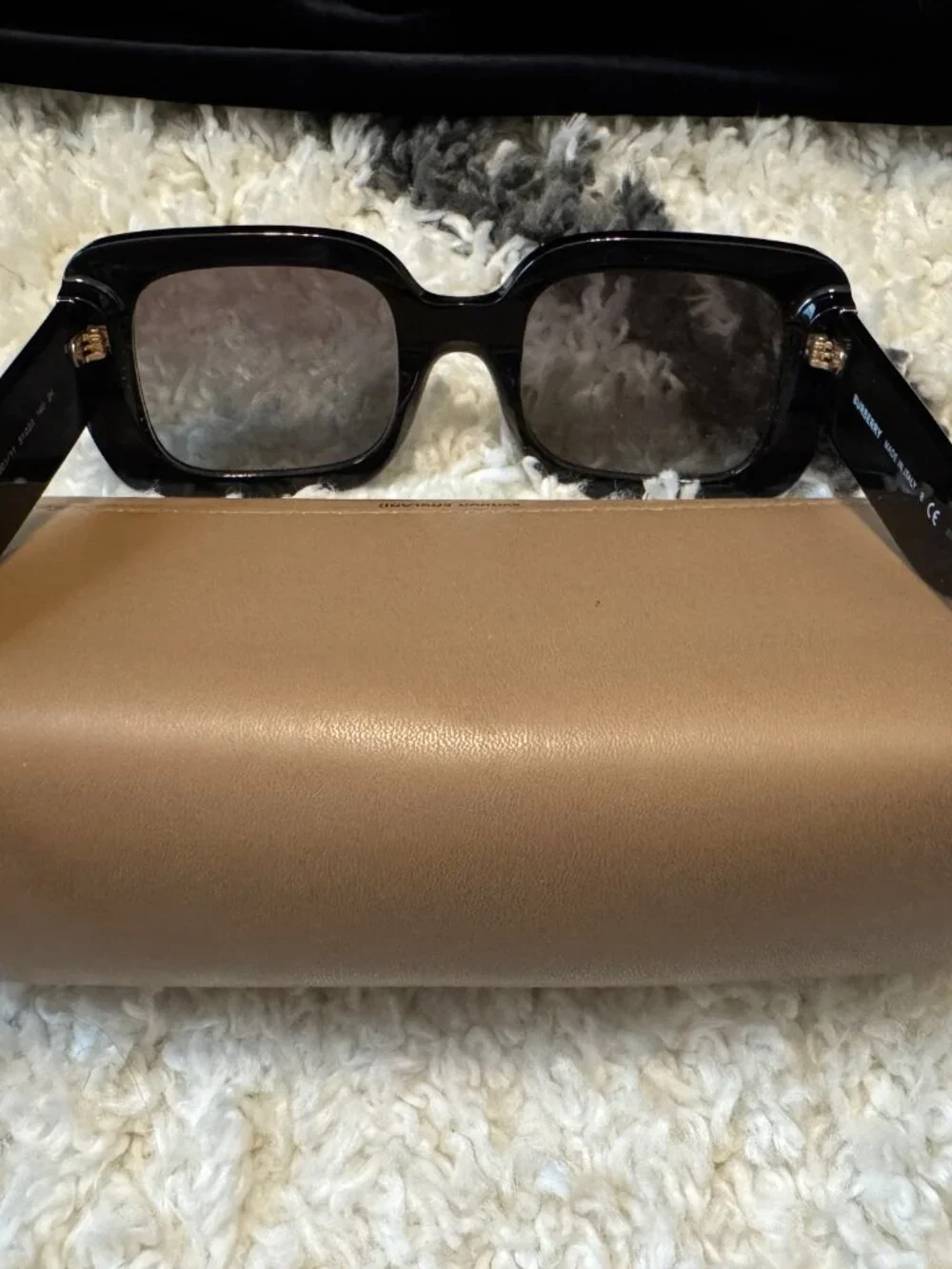 Burberry Sunglasses Delilah B4327 3977/87 Black Gloss Gold Thick Rim 51-23-140